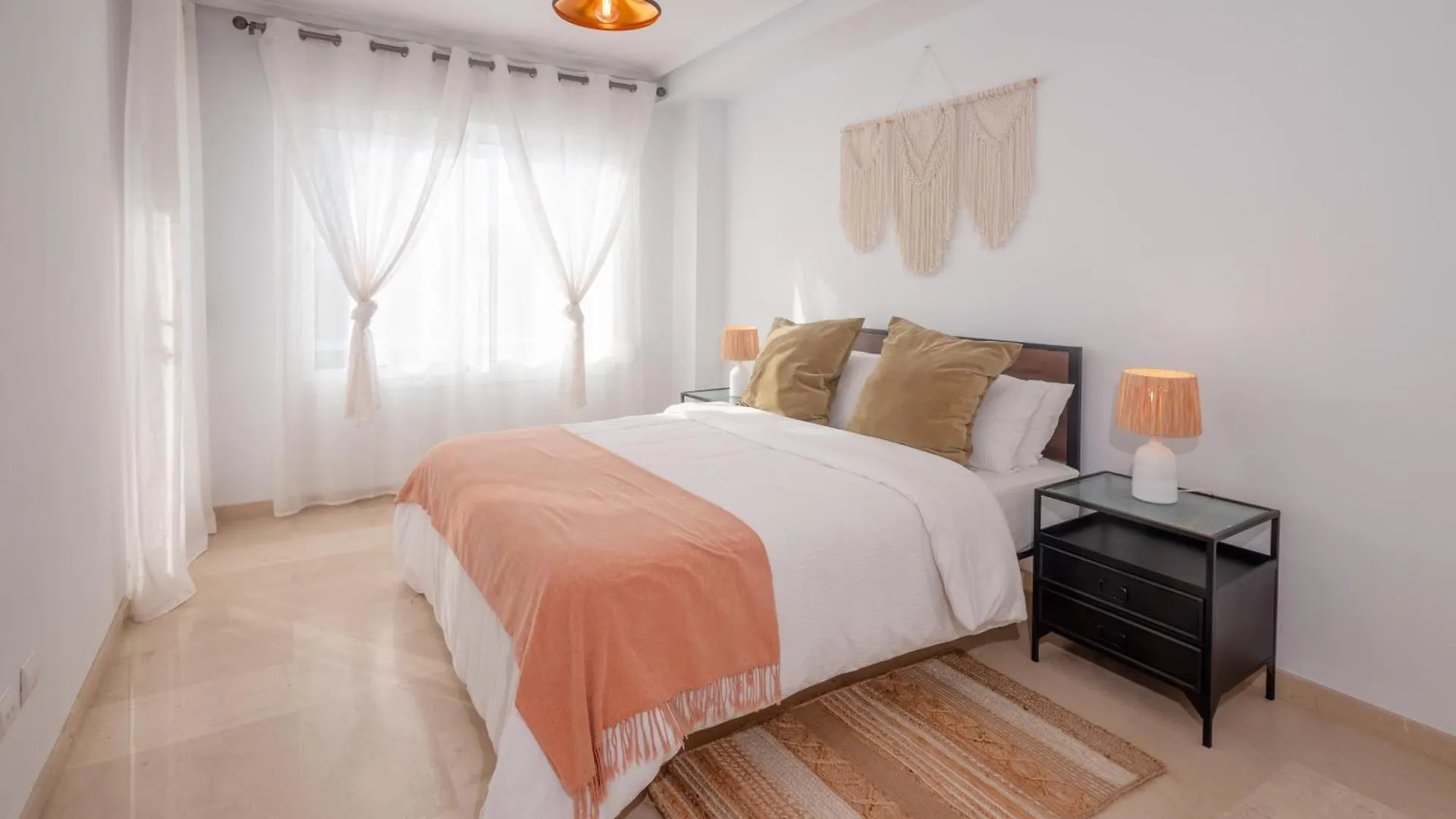 Holiday home Family Fairways I Spacious 4-Bedroom Townhouse Near Beach & Golf, Estepona